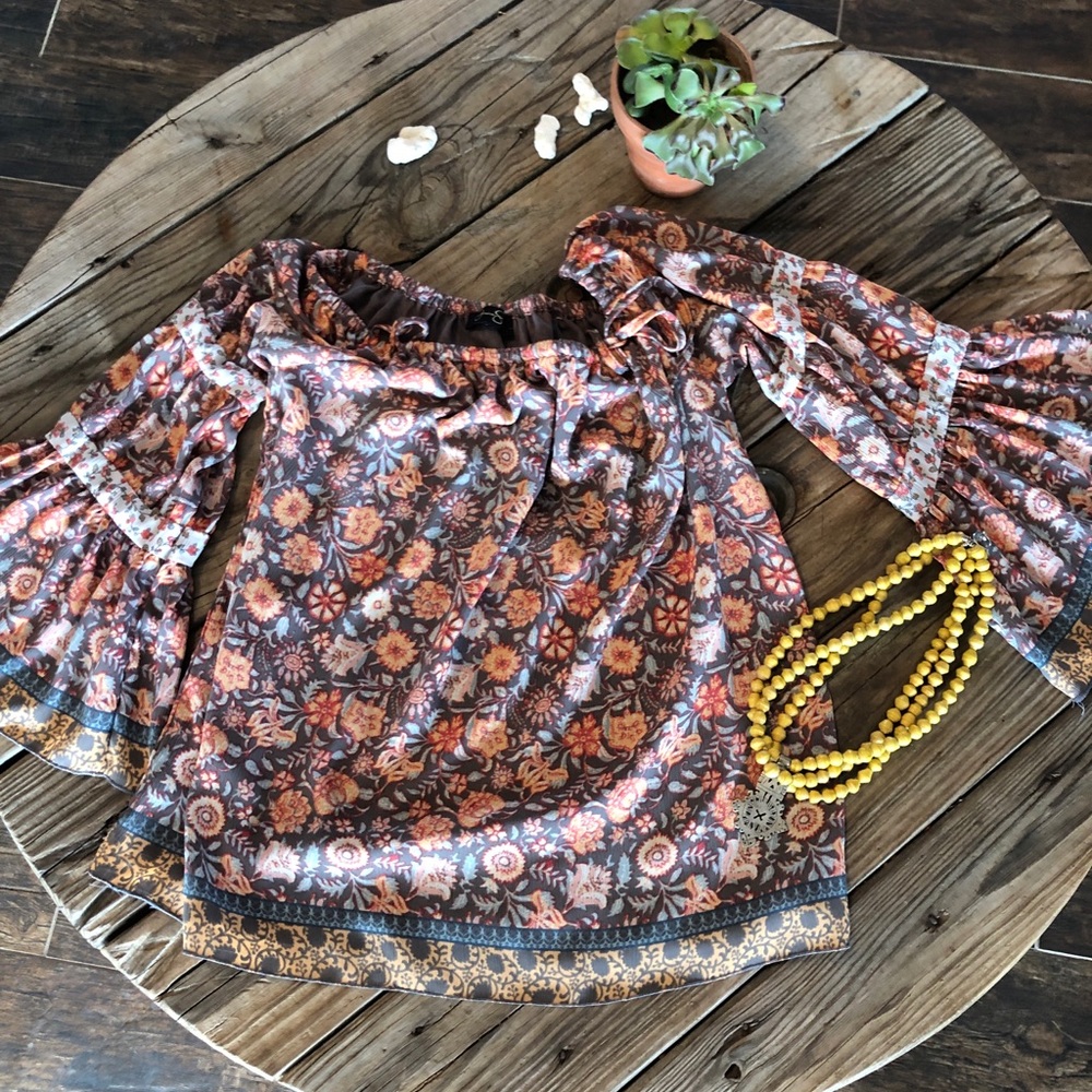 Jessica Simpson floral blouse
